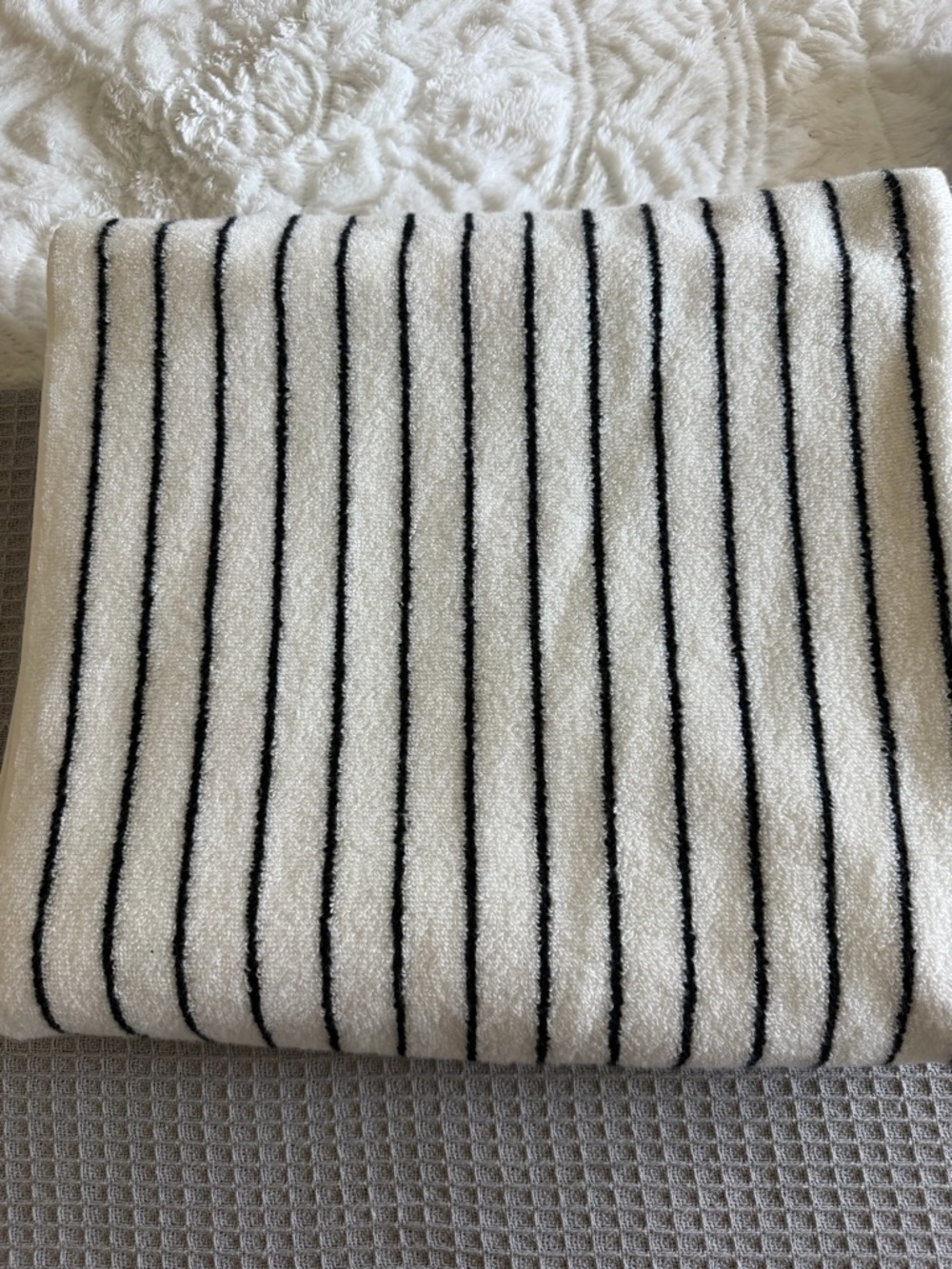 Striped Plush Bath & Hand Towel - White & Black
